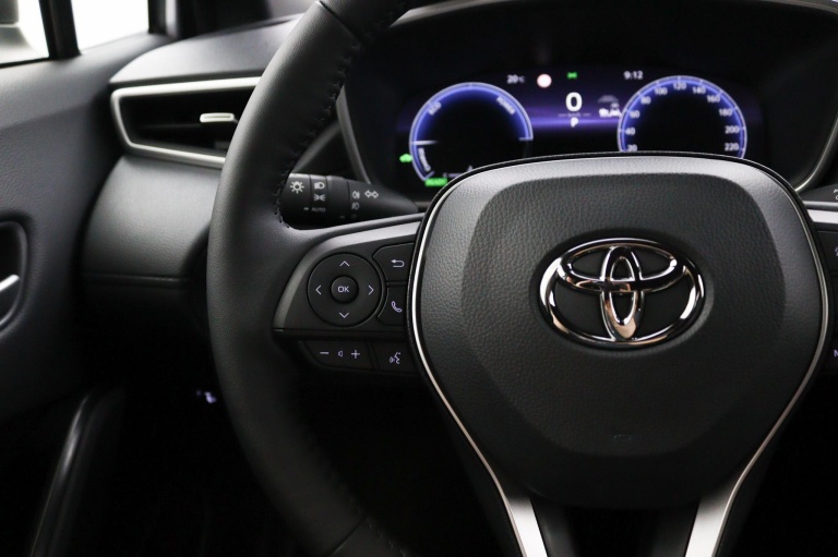 Toyota Corolla Cross - Hybrid 140 Dynamic 18