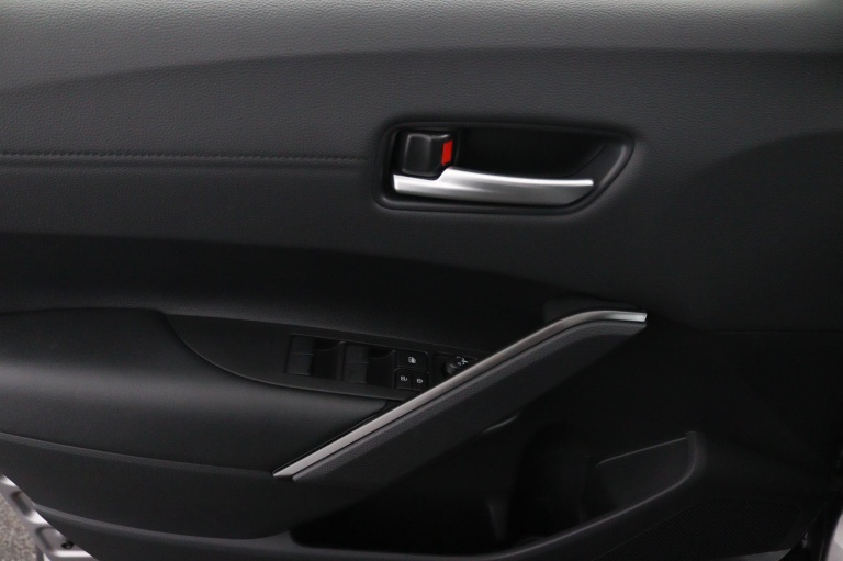 Toyota Corolla Cross - Hybrid 140 Dynamic 27