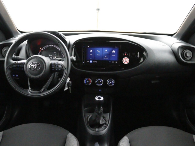 Toyota Aygo X - 1.0 VVT-i MT Play