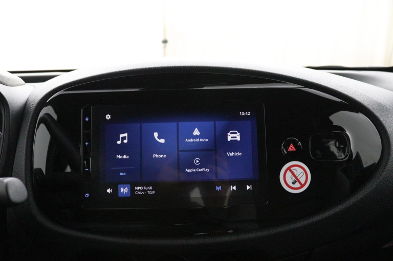 Toyota Aygo X - 1.0 VVT-i MT Play 13