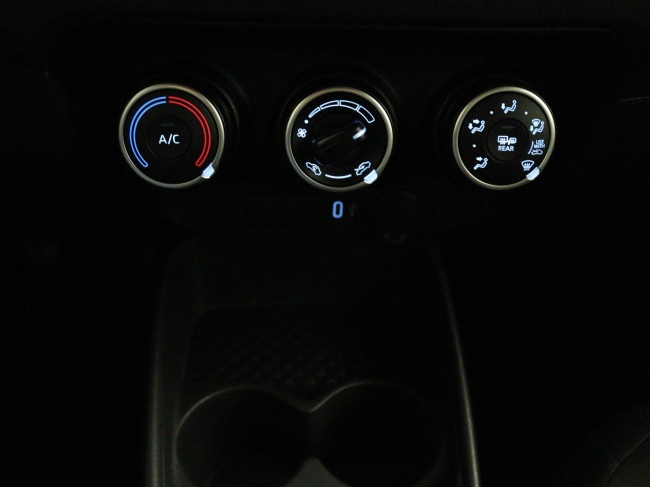 Toyota Aygo X - 1.0 VVT-i MT Play