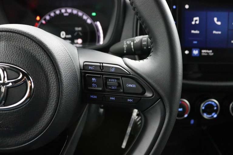 Toyota Aygo X - 1.0 VVT-i MT Play 18