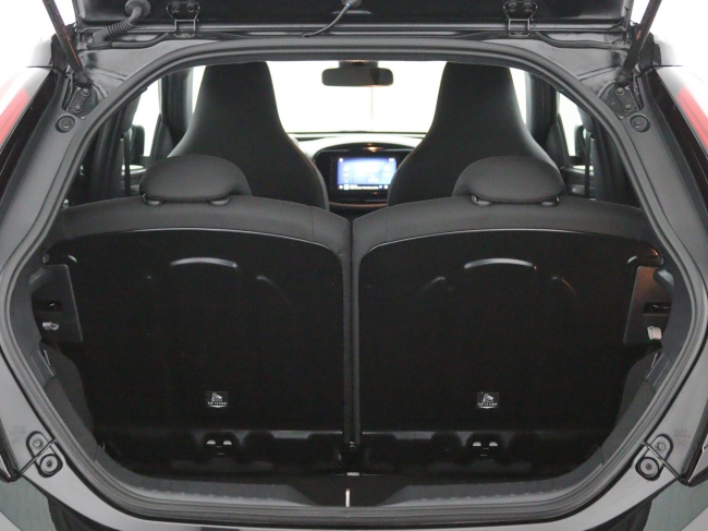 Toyota Aygo X - 1.0 VVT-i MT Play