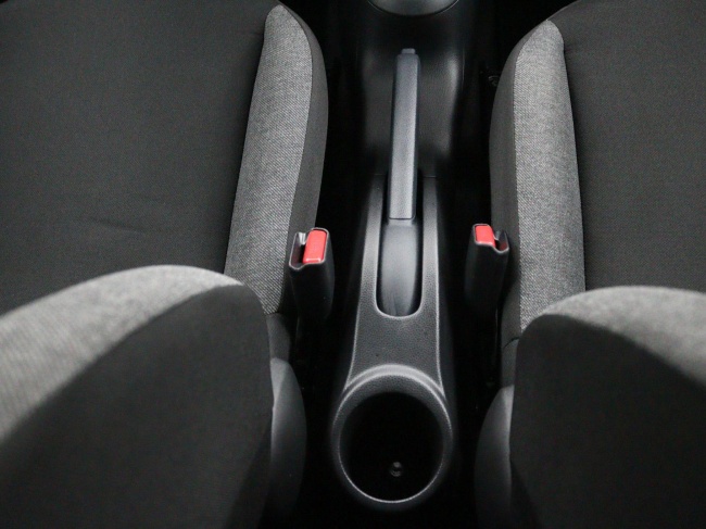 Toyota Aygo X - 1.0 VVT-i MT Play