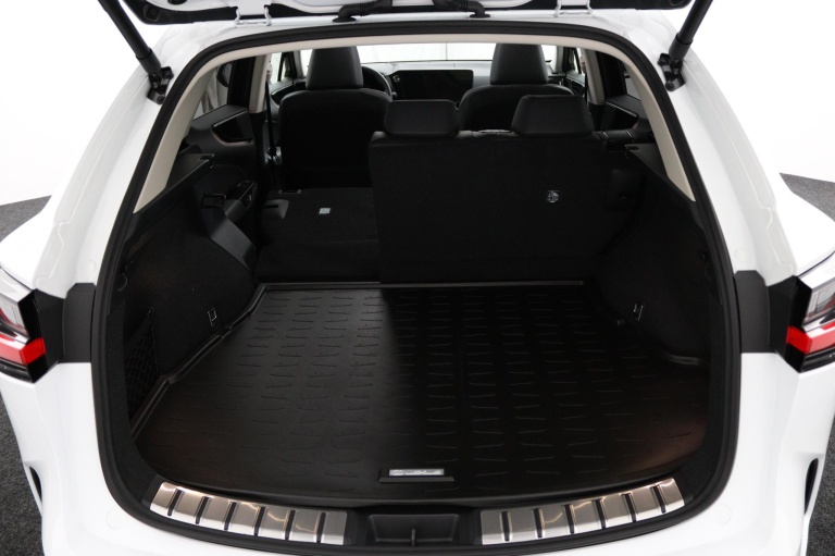 Lexus NX - 450h+ AWD 35th Edition 23