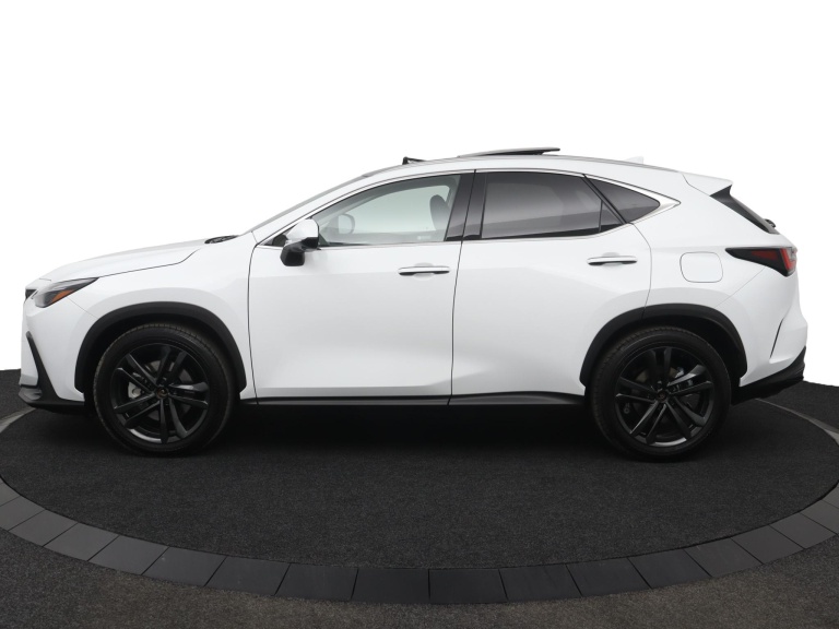 Lexus NX - 450h+ AWD 35th Edition 3