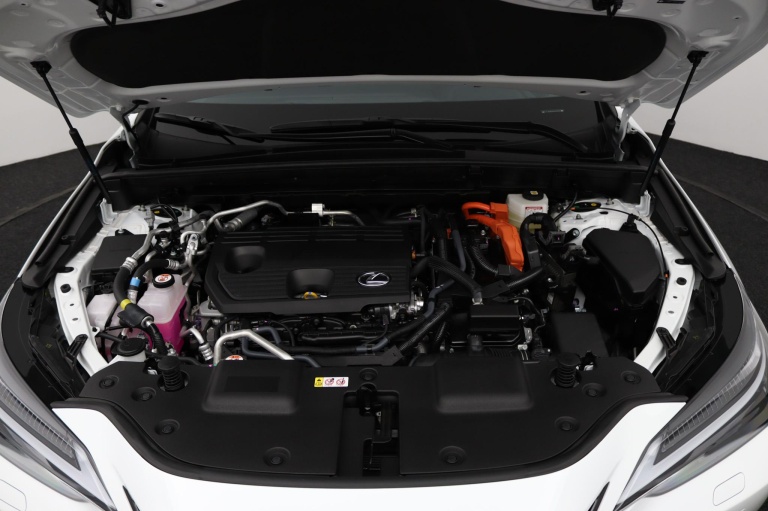 Lexus NX - 450h+ AWD 35th Edition 33