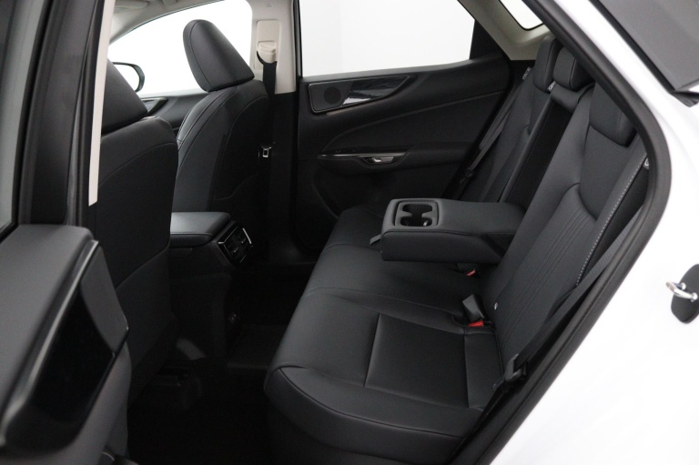 Lexus NX - 450h+ AWD 35th Edition 37