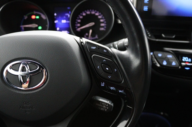 Toyota C-HR - 1.8 Hybrid Dynamic 21
