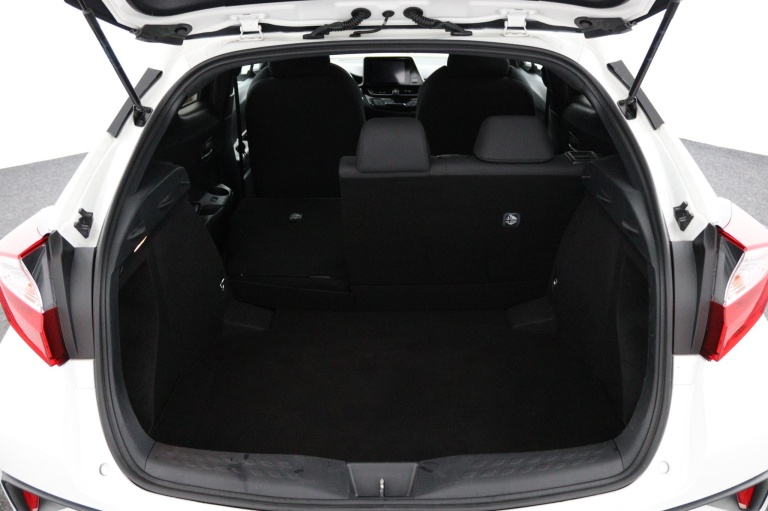 Toyota C-HR - 1.8 Hybrid Dynamic 24