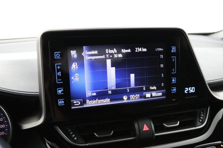 Toyota C-HR - 1.8 Hybrid Dynamic 46