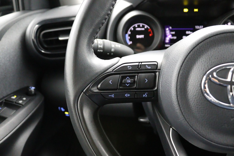 Toyota Yaris - 1.5 VVT-i Style 19