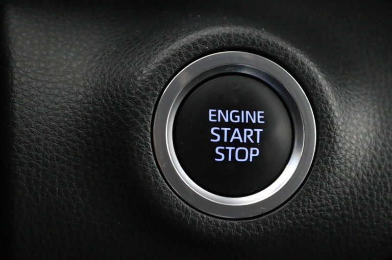 Toyota Yaris - 1.5 VVT-i Style 21