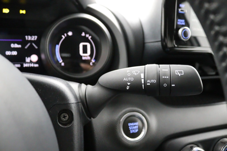 Toyota Yaris - 1.5 VVT-i Style 24