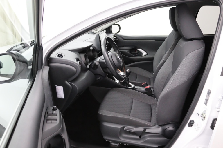 Toyota Yaris - 1.5 VVT-i Style 9