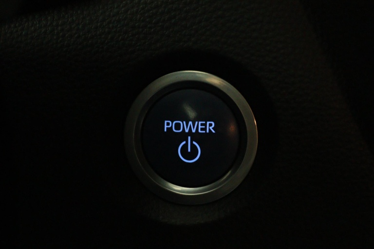 Toyota Corolla Touring Sports - 2.0 Hybrid Dynamic 19