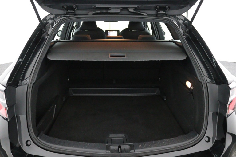 Toyota Corolla Touring Sports - 2.0 Hybrid Dynamic 26