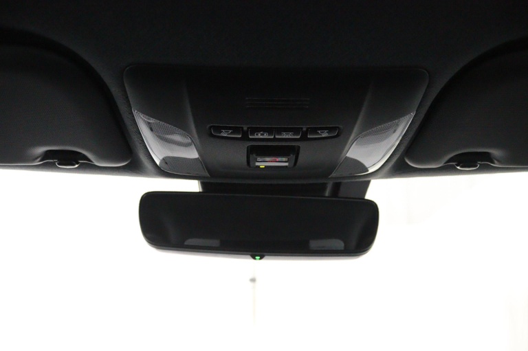 Toyota Corolla Touring Sports - 2.0 Hybrid Dynamic 31