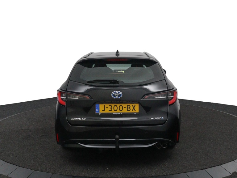 Toyota Corolla Touring Sports - 2.0 Hybrid Dynamic 8