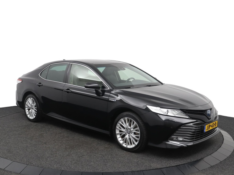 Toyota Camry - 2.5 Hybrid Executive 13