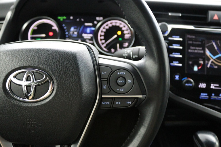 Toyota Camry - 2.5 Hybrid Executive 19
