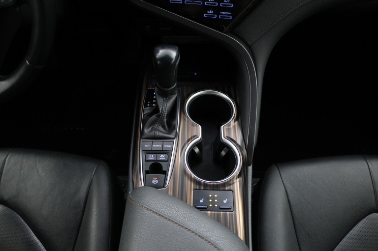 Toyota Camry - 2.5 Hybrid Executive 24