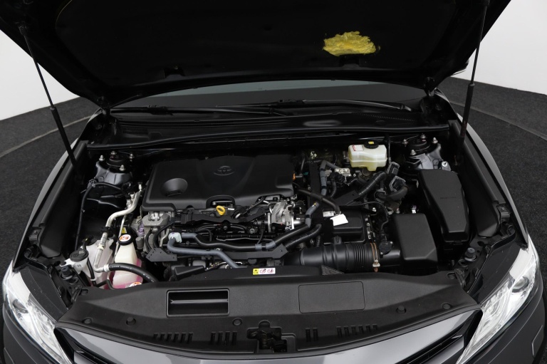 Toyota Camry - 2.5 Hybrid Executive 31