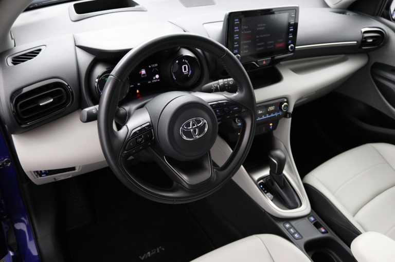 Toyota Yaris - 1.5 Hybrid Executive 45