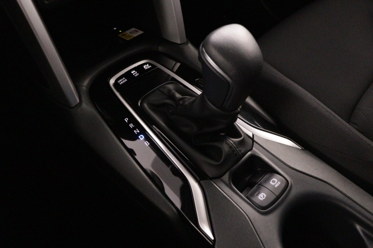 Toyota Corolla Cross - Hybrid 140 Dynamic 26