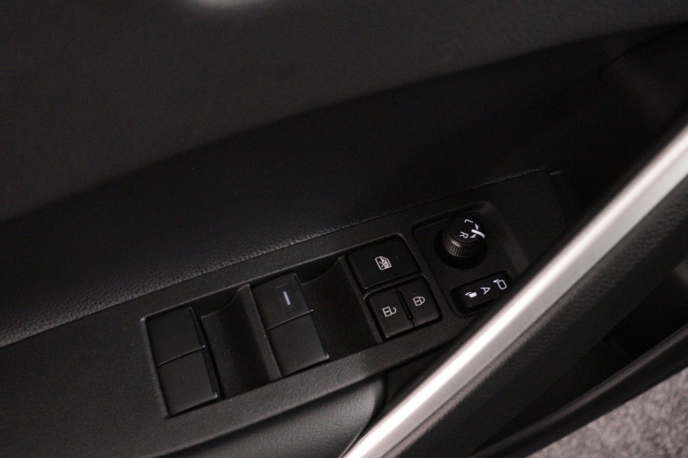 Toyota Corolla Cross - Hybrid 140 Dynamic 27