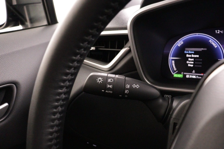 Toyota Corolla Cross - Hybrid 140 Dynamic 29