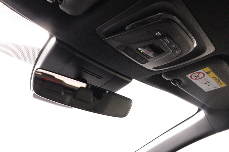 Toyota Corolla Cross - Hybrid 140 Dynamic 31