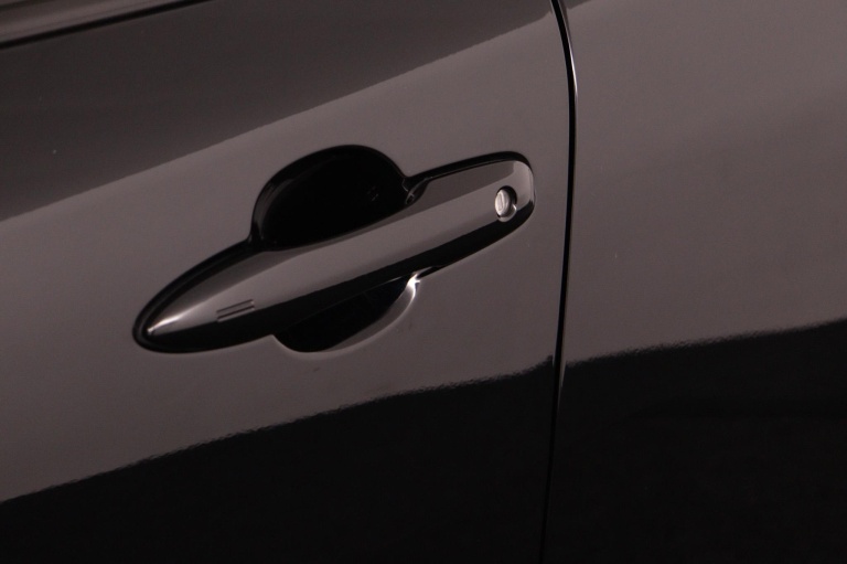 Toyota Corolla Cross - Hybrid 140 Dynamic 34