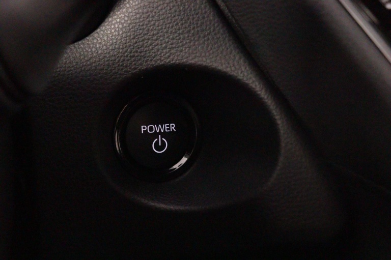 Toyota Corolla Cross - Hybrid 140 Dynamic 37