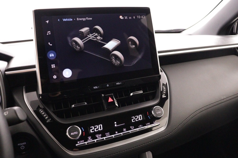 Toyota Corolla Cross - Hybrid 140 Dynamic 38