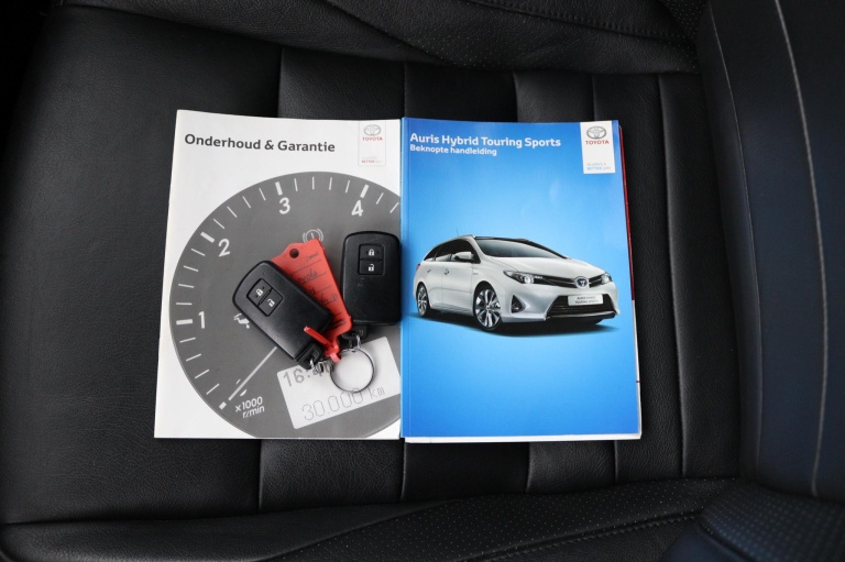 Toyota Auris Touring Sports - 1.8 Hybrid Lease Exclusive 11