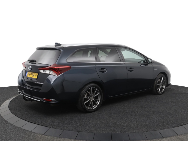 Toyota Auris Touring Sports - 1.8 Hybrid Lease Exclusive 2