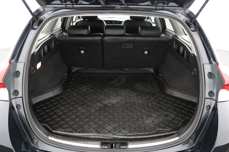 Toyota Auris Touring Sports - 1.8 Hybrid Lease Exclusive 24