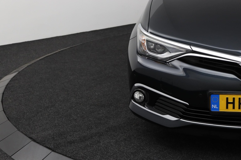 Toyota Auris Touring Sports - 1.8 Hybrid Lease Exclusive 37