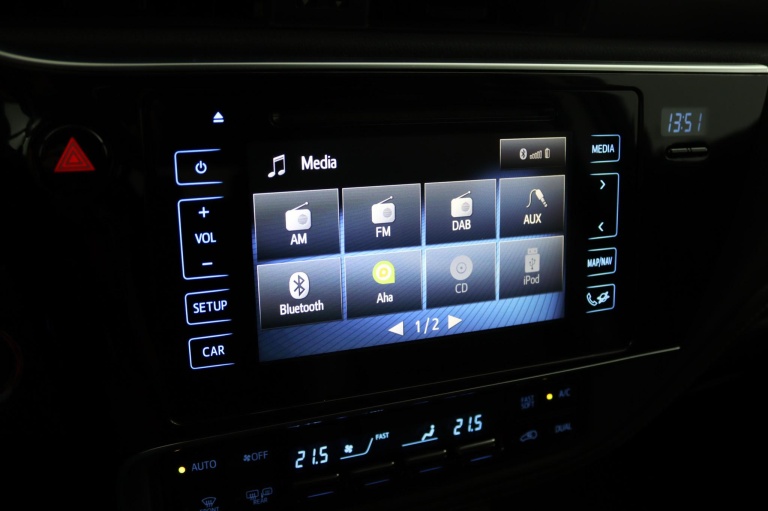 Toyota Auris Touring Sports - 1.8 Hybrid Lease Exclusive 43