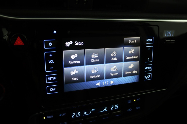 Toyota Auris Touring Sports - 1.8 Hybrid Lease Exclusive 45