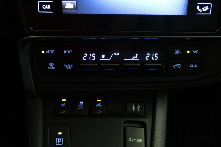 Toyota Auris Touring Sports - 1.8 Hybrid Lease Exclusive 7