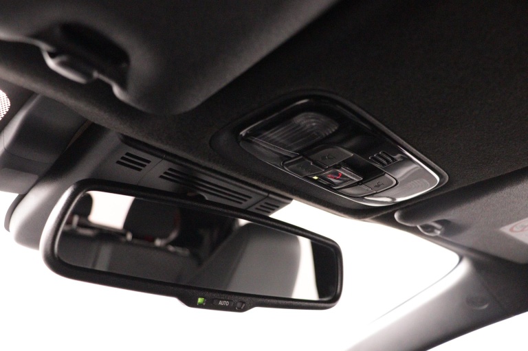 Toyota Yaris - 1.5 Hybrid 130 Executive 32