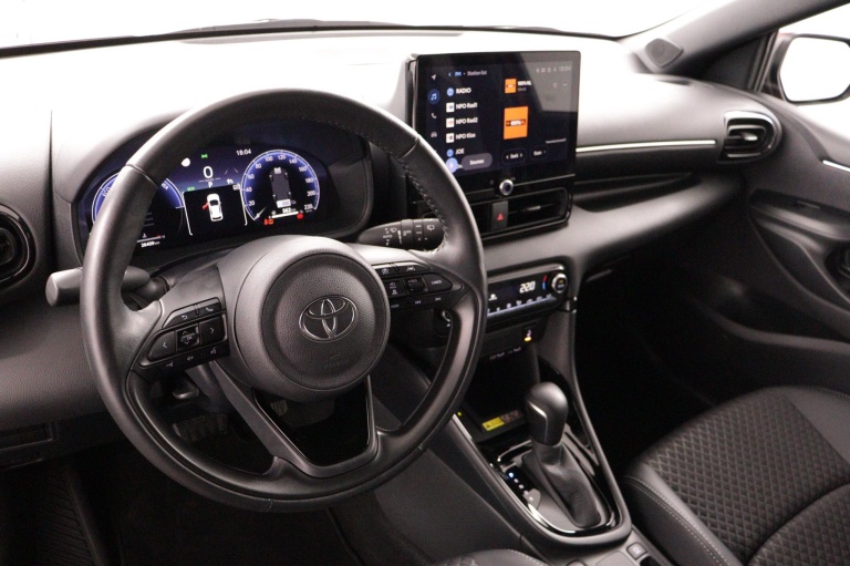Toyota Yaris - 1.5 Hybrid 130 Executive 39