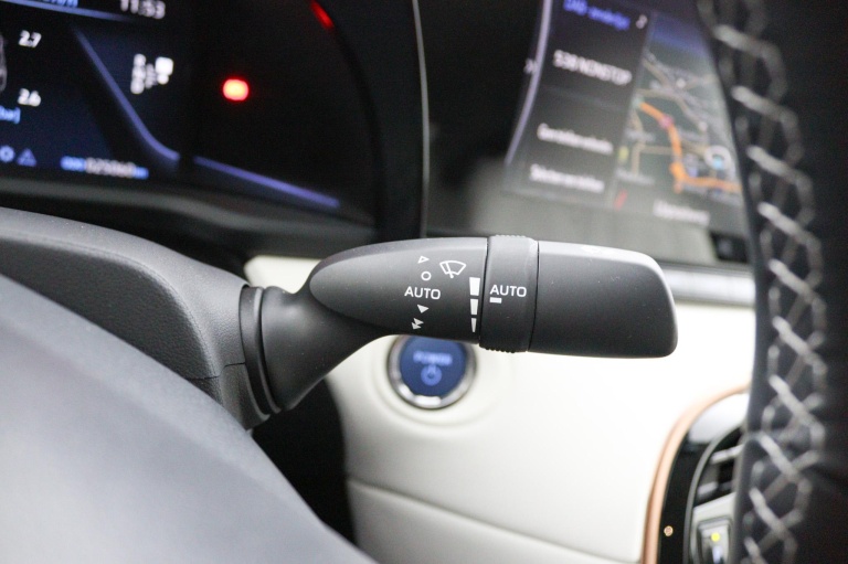 Toyota Mirai - Prestige 31