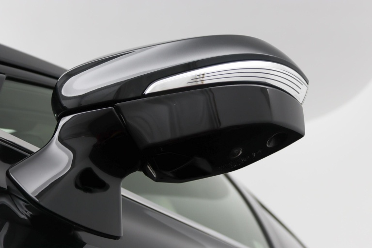 Toyota Mirai - Prestige 36