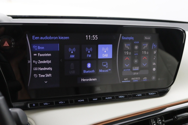 Toyota Mirai - Prestige 46