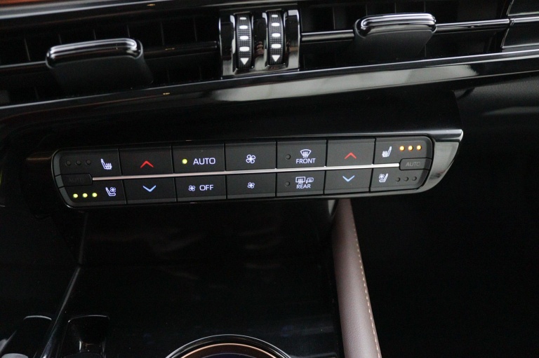 Toyota Mirai - Prestige 7