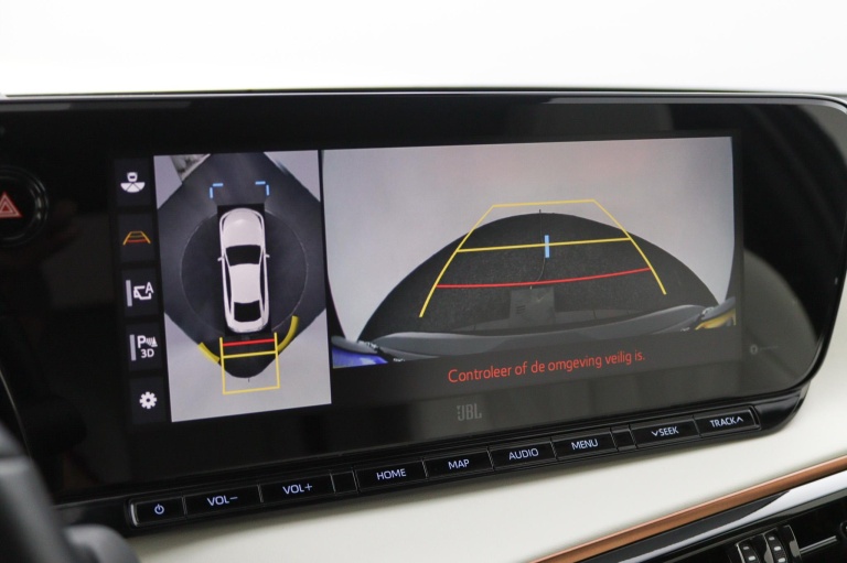 Toyota Mirai - Prestige 9