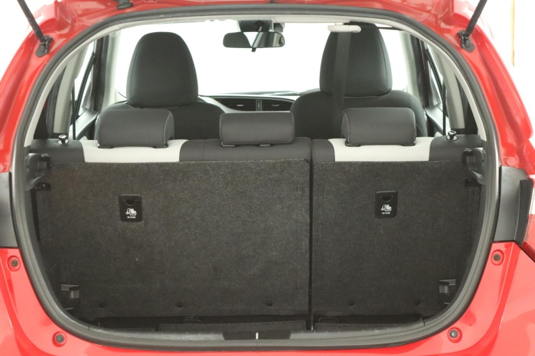 Toyota Yaris - 1.0 VVT-i Comfort 22